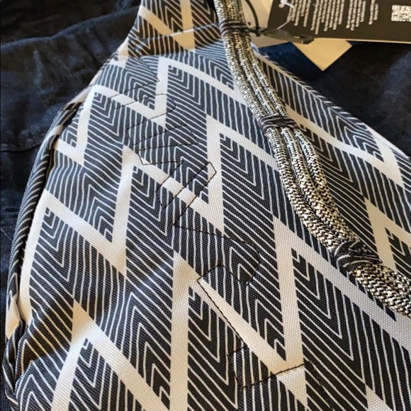 Kavu Mini sling Zig Zag - Picture 4 of 5